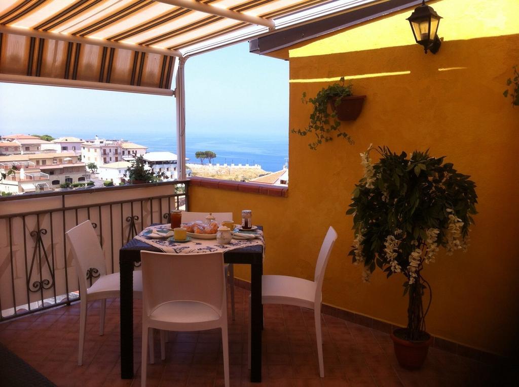 سان نيكولا أرسيلا B&B Villa San Nicola الغرفة الصورة